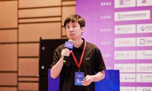 DeepSeek V3.1 创技术新范式第一线DYXnet智算服务助力企业私域AI落地