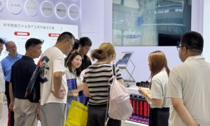科华数据与多家主流AI芯片厂商携手亮相2026WAIC，全面展示人工智能时代的科华实力！